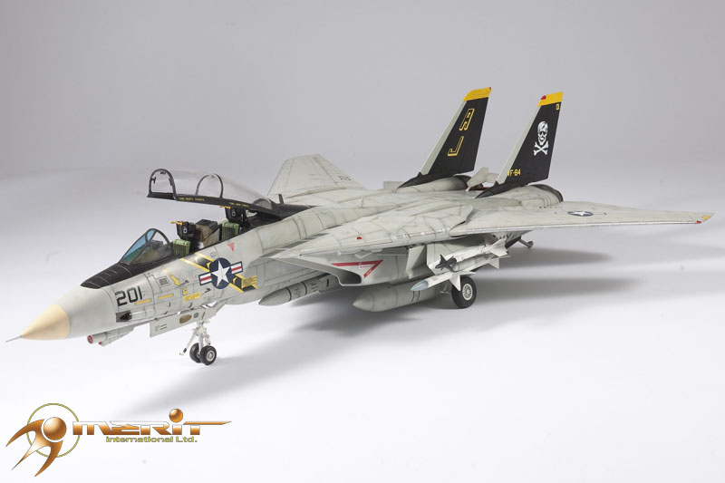 F-14 A VF-84 Jolly Rogers 1:18 scale